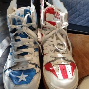 Adidas &Jeremy Scott wings strips and stars